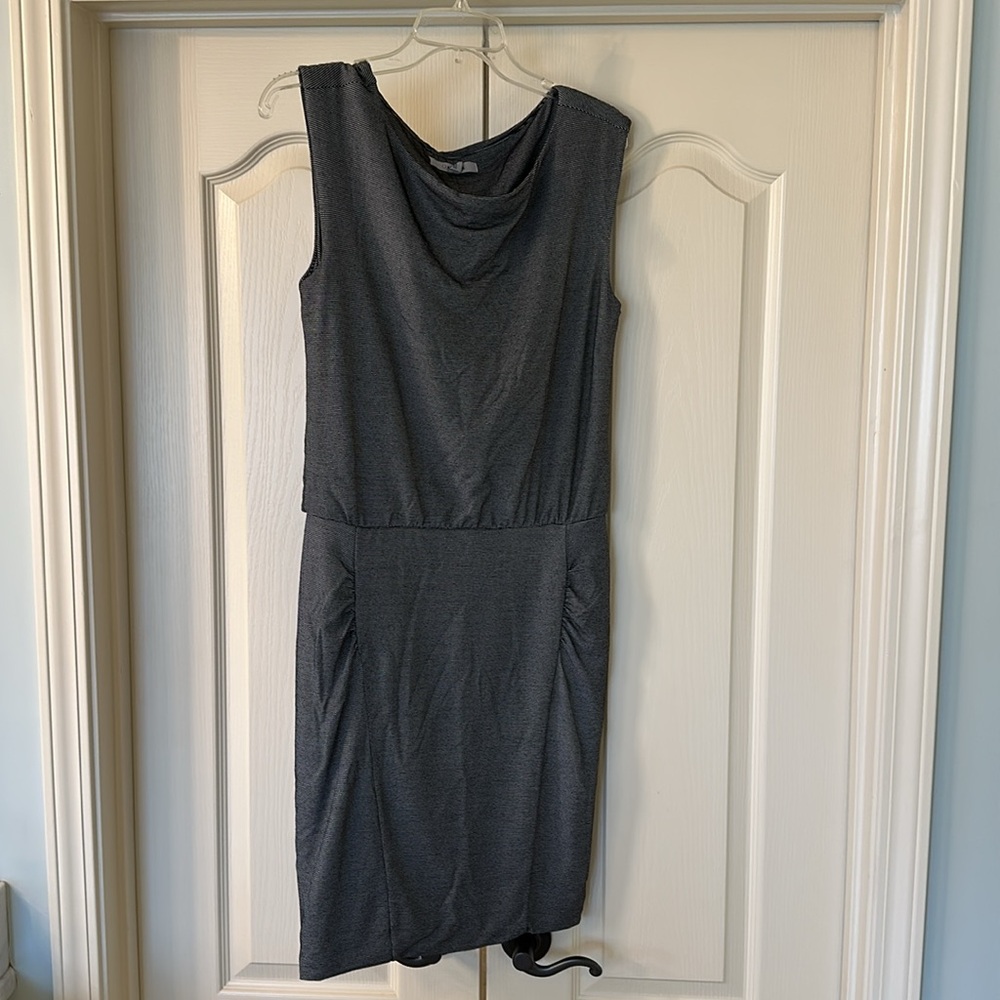 Athleta fitted dress. Small tall